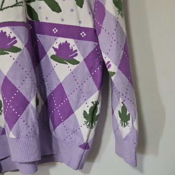 Lavender and Green Graphic Women's Sweater - Picture 5 of 6